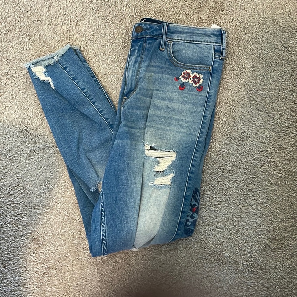 Hollister jeans
